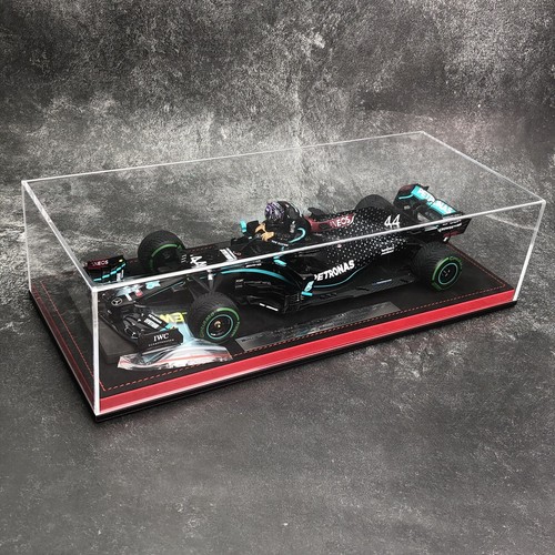 Spark 1/18 Mercedes AMG F1 W11 GP Turkish 2020 World Champion #44 L. Hamilton - Picture 12 of 12