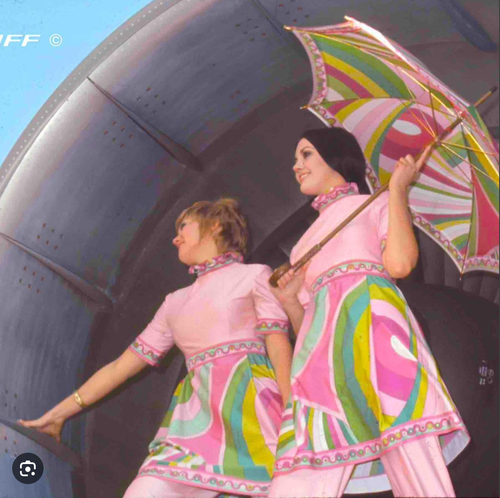 EMILIO PUCCI Colorful UMBRELLA 1960 Vintage PARASOL Braniff Airlines Ad Campaign - Picture 15 of 16