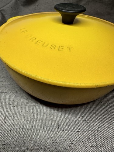 Le Creuset 2.5 Quart Cast Iron Saucier Yellow #21 (8.3”Dia.) - Picture 11 of 12