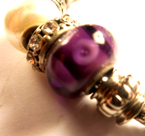 Silvertone Pandora Type Purple Glass & Faux Pearl Bead Charm Bracelet 7.5" - Foto 4 di 5