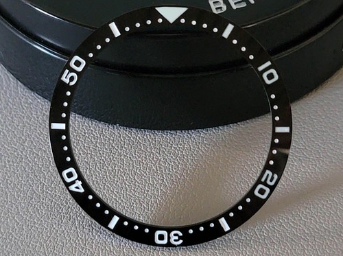 Inserto de bisel negro SKX007 SKX009 CERÁMICA (MM300 estilo lume) inclinado C3 SEIKO SKX - Imagen 2 de 5