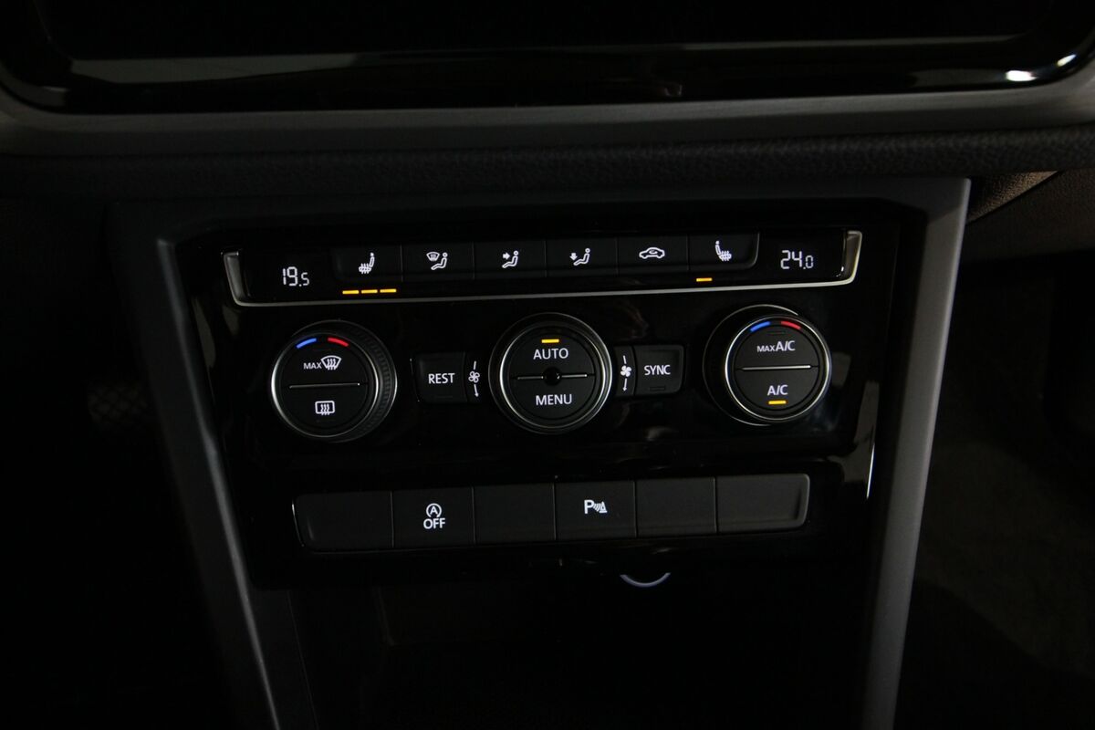 VW Touran 1,6 TDi 115 Comfortline DSG 7prs