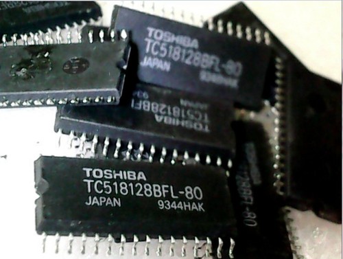 TOSHIBA TC518128BFL-80 1Mb 128kx8 SOP-32 sram SMD - Picture 3 of 3