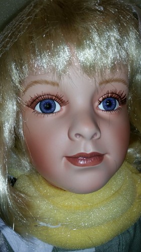 Treasury Collectible Paradise Galleries Doll ~ Katie ~ Ltd NRFB - Bild 5 von 12