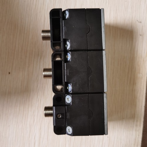 1 PCS BALLUFF sensor BES021U BES Q40KFU-PSC20A-S04G in good condition - Picture 3 of 4