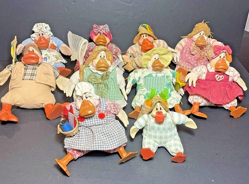 Cuidadores Russ Berrie Country Folks Critter Factory Kelly Ducks - Elige 1 o más - Imagen 3 de 69