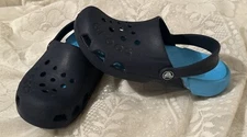 CROCS CLASSIC CLOG Kids Size J2 Navy Blue And Light Blue Two Tone Clogs
