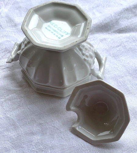 Red Cliff Ironstone Grape Octagonal Tureen Covered Sauce Gravy Bowl Mustard Sm - Picture 5 of 15