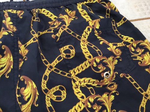 SUPERDRY Minons Zara H&M Herren-Bademode mittlere grafische Polyestershorts - Bild 14 von 27