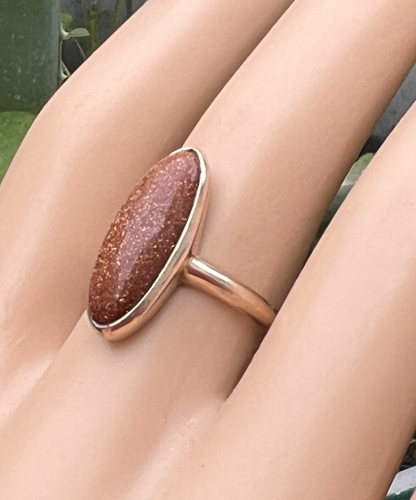 Vtg 10K Goldstone Marquise Ring, Rose Gold, Bezel Set, 4 grams, Size 7.5 - Picture 18 of 21