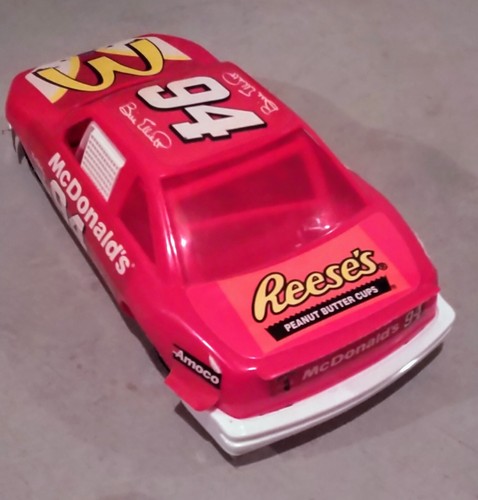 1990's Bill Elliott McDonald's Reese's Thunderbird (Made in USA) • NASCAR - Picture 4 of 6
