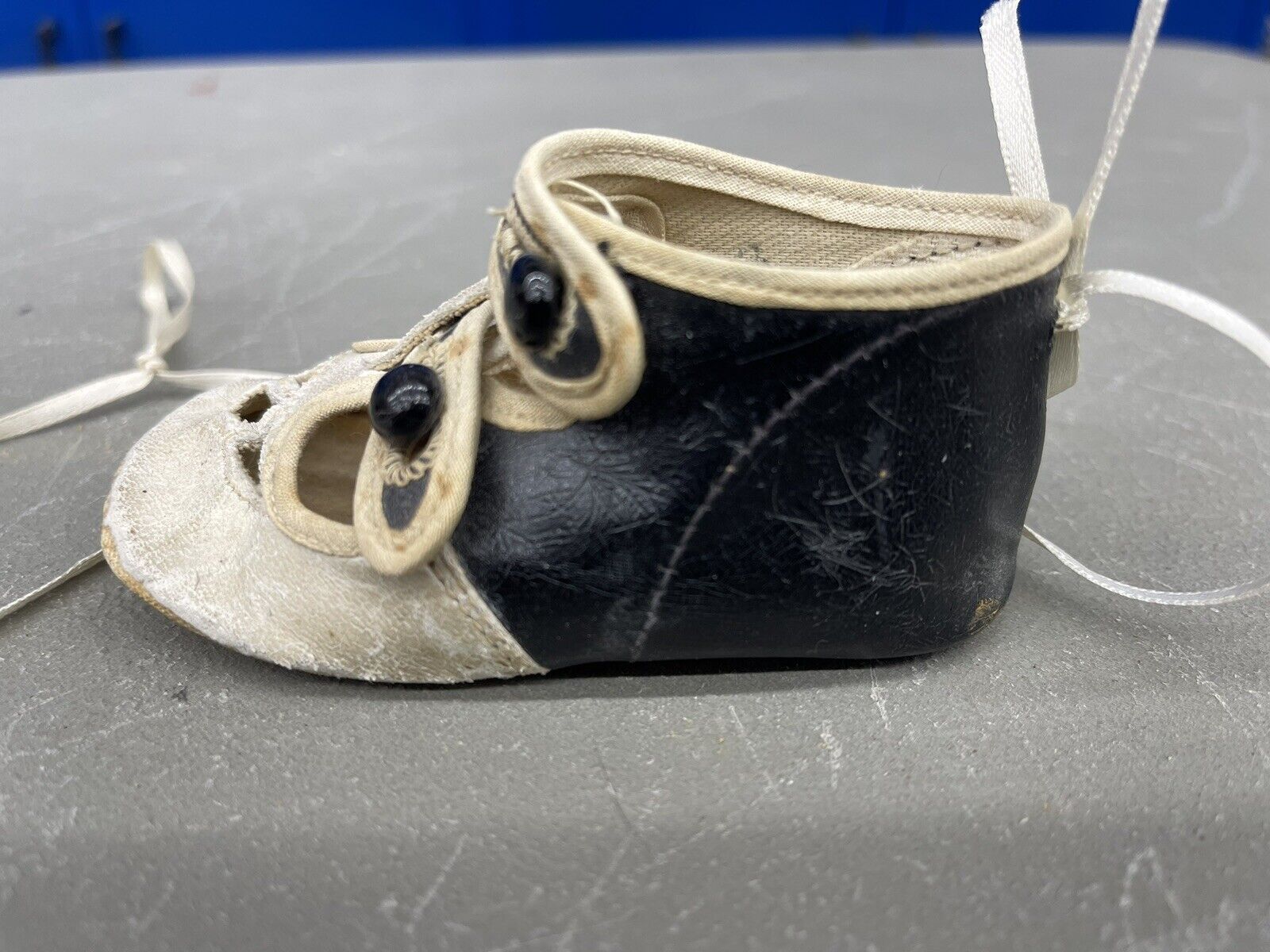 Antique Victorian Vintage Leather Baby Shoes - image 4