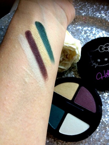 HELLO KITTY PALETTE QUATUOR YEUX OMBRE A PAUPIERES 07 GREEN MANIA + PINCEAU - Picture 3 of 3