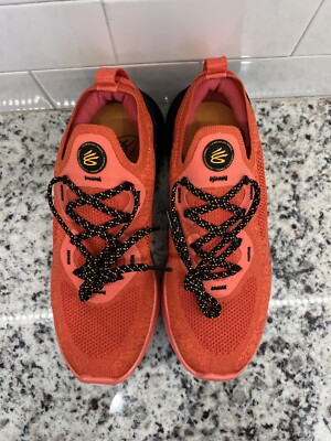 Under Armour Curry Flow Go Running Shoes Coral Red Black  display picture 1