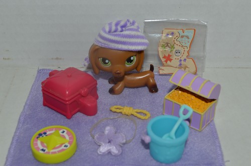 Littlest Pet Shop~#307~Dachshund pirata~Perro~Marrón~Ojos de punto verde~Mapa~Accesorios
