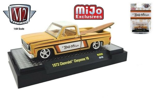 Camión de carrocería cuadrada M2 Machines 1:64 Chevrolet Silverado carrocería cuadrada Fleetside MIJO - Imagen 6 de 21