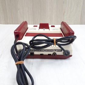 Nintendo Japanese Original Famicom Console in Box with 3 Mario Games NES HVC-001