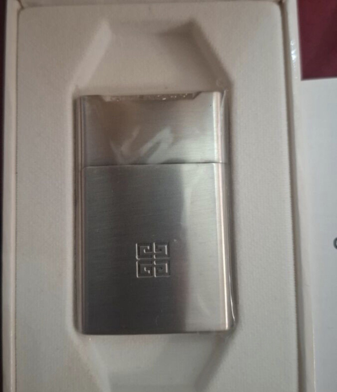 Vintage Lighter Givenchy G3300