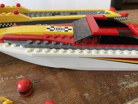 LEGO city speedboat and transport truck Set 4643