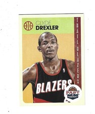 2012-13 Panini Past and Present #34 Clyde Drexler TRAILBLAZERS