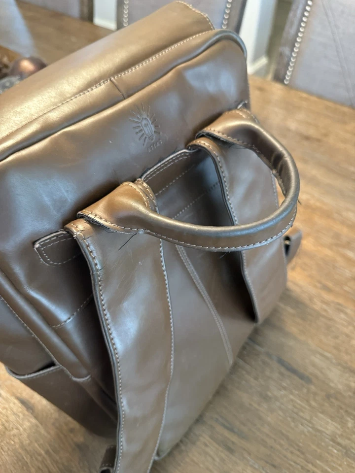 Mochila/bolso para cámara Atlas Supply Co minimalista Penny cuero vegano marrón oscuro Foto 4 de 4