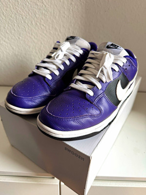 Nike Dunk Low Herren Sneaker EU 44,5 US 10,5 Leder Low Top lila/schw/weiß