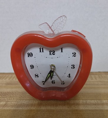 Vintage Red Apple Clock Kitchen Red Battery Included Good Condition