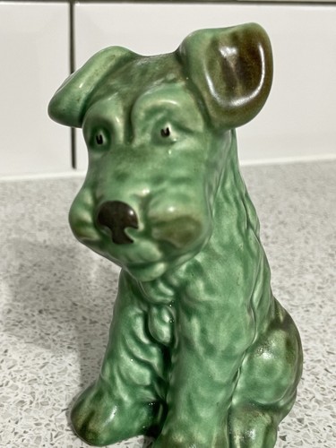 VINTAGE SYLVAC 12.5cm HIGH GREEN TERRIER DOG FIGURINE No. 1378 MADE IN ENGLAND - Picture 6 of 7