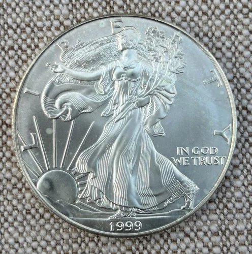 1999 Silver Eagle Coin. BU Gem!!