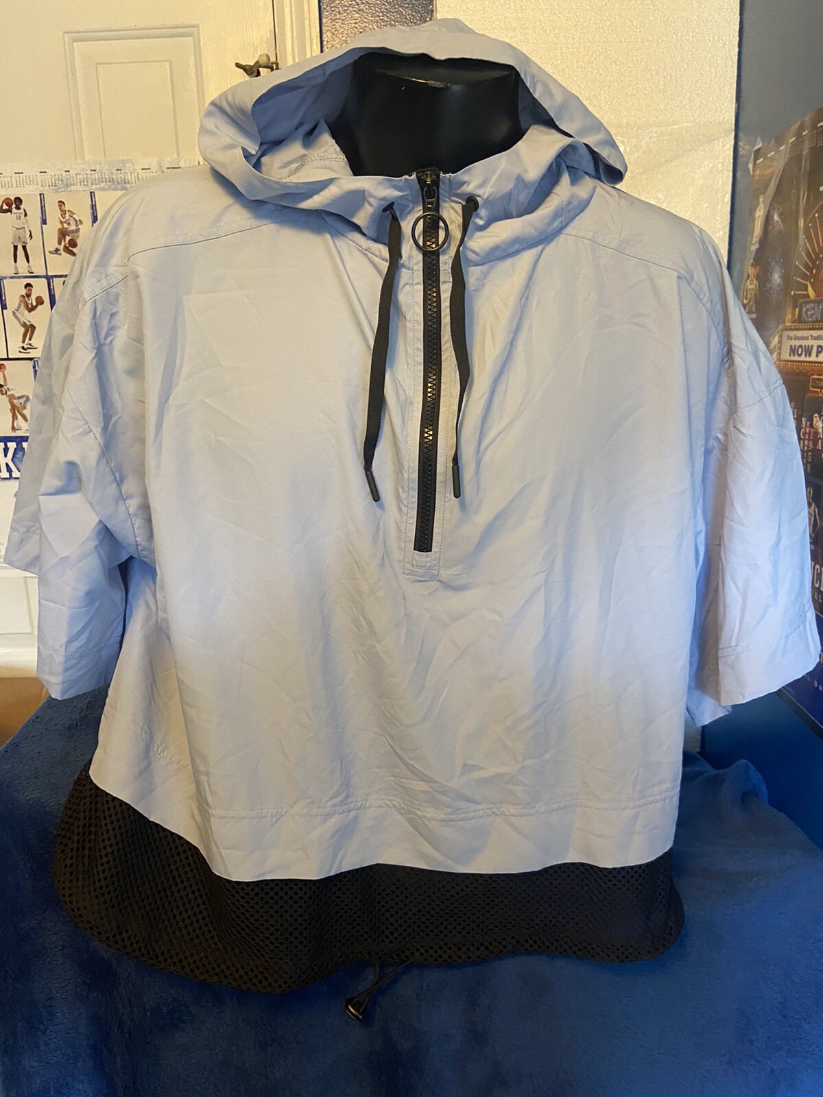 Picture 1 of 4