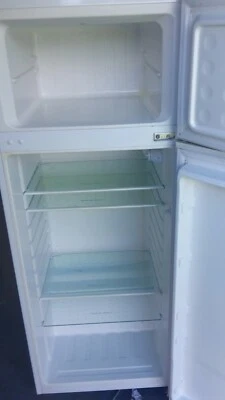 Fridge In Wagga Wagga Region Nsw Fridges Freezers Gumtree Australia Free Local Classifieds