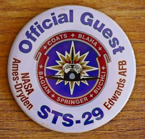 Lote #112 Challenger STS 42 29 Edwards AFB NASA VINTAGE 1980-1990 - Imagen 4 de 5