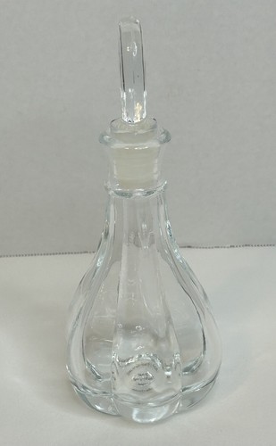 Lady Primrose's Inc. Empty Glass Decanter Bottle with Flower Etched Stopper 8oz - Picture 5 of 13