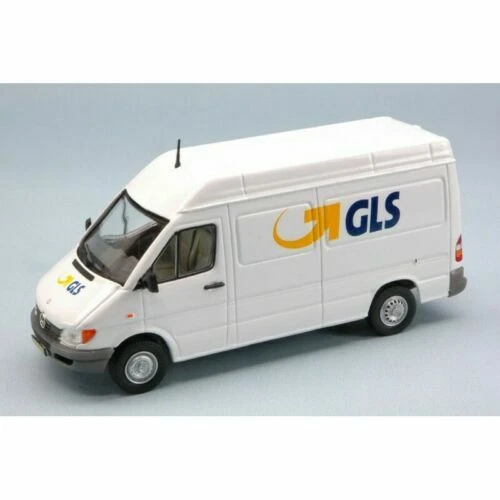 Véhicules miniatures Universal Hobbies 1:43 Mercedes