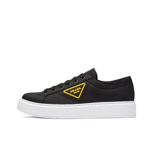 Zapatillas bajas PRADA Re-Nylon Gabardina Rueda 'Negro Amarillo' - Imagen 2 de 6