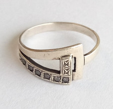 Vintage Beautiful Ring White stones Sterling Silver 925 test Women Jewelry siz 6