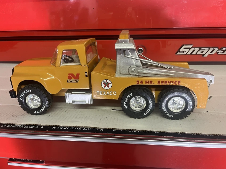 Nylint Custom Big Pumpkin Orange Wrecker Pressed Steel Tow Truck Vintage Texaco - Image 2 of 4