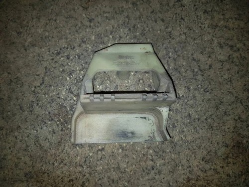 BMW 5 Touring E39 Kühlerhalter 17112247895 3.00 Diesel 142kw 2003 33753227