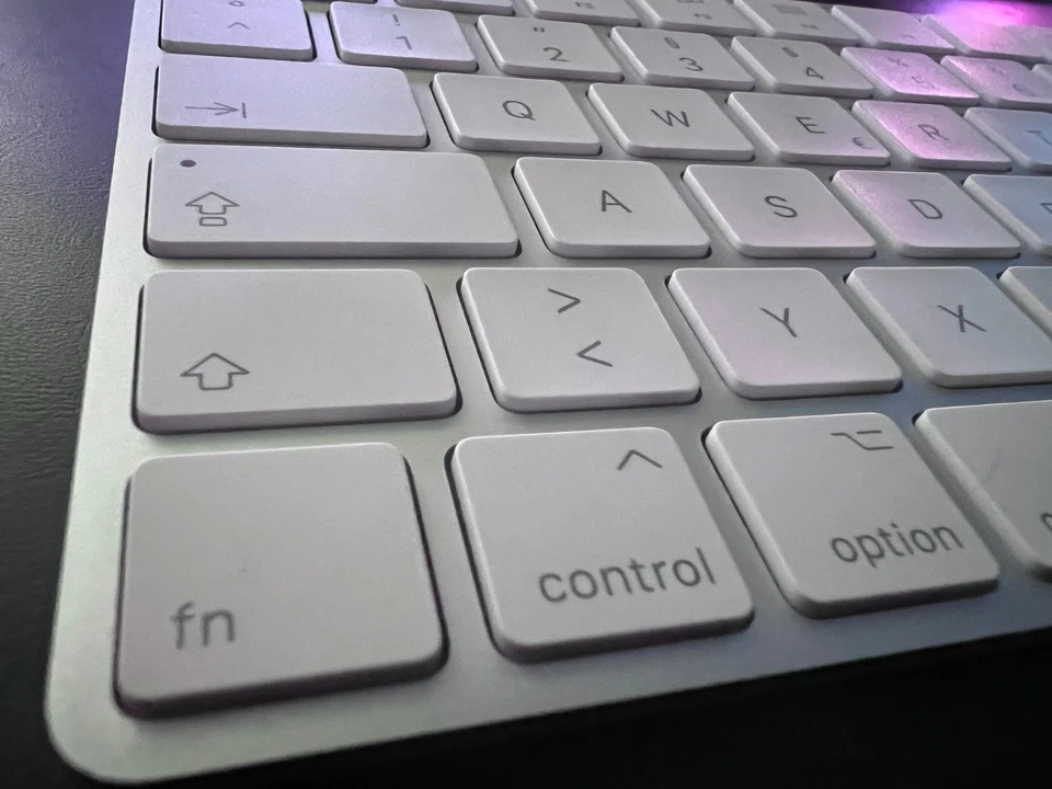 apple a1644 MLA22D/A + a1657 Magic 2 QWERTZ DEUTSCH gepflegt gereinigt SET ⌨🖱️ - Bild 2 von 4