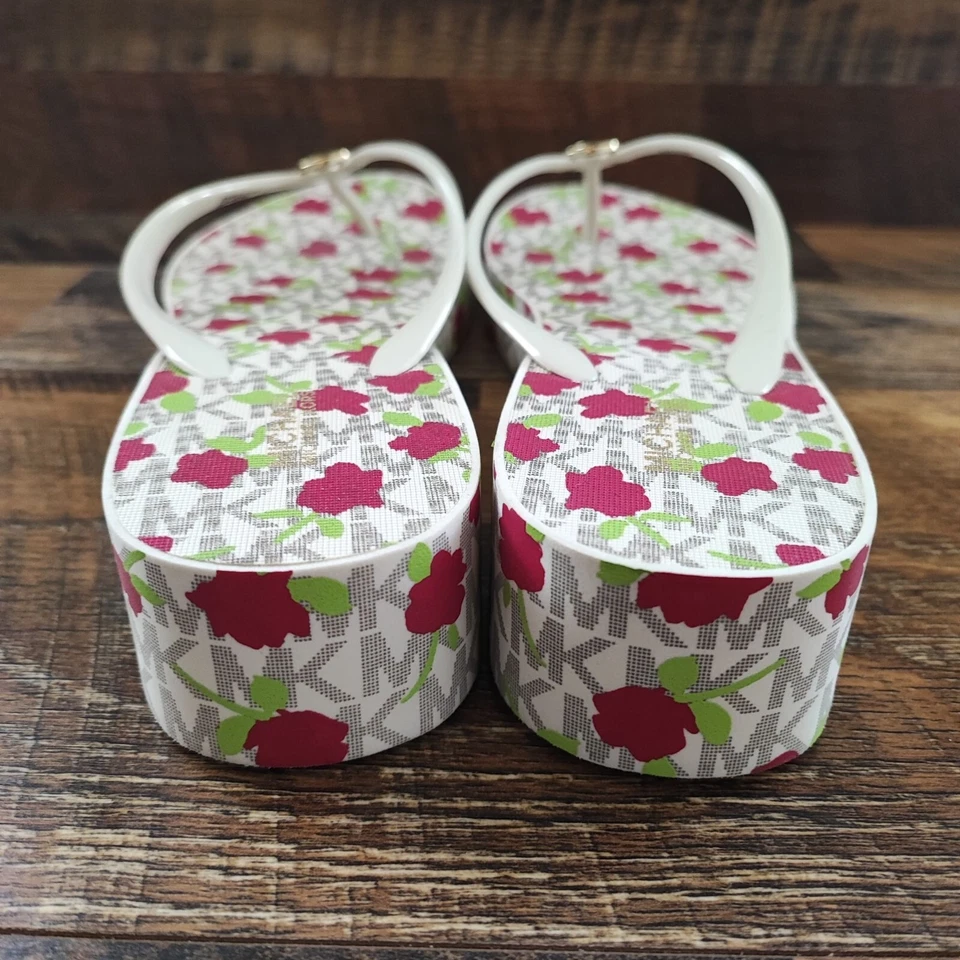 Sandalias de cuña Michael Kors Bedford Signature blancas florales talla 10 para mujer Foto 4 de 4
