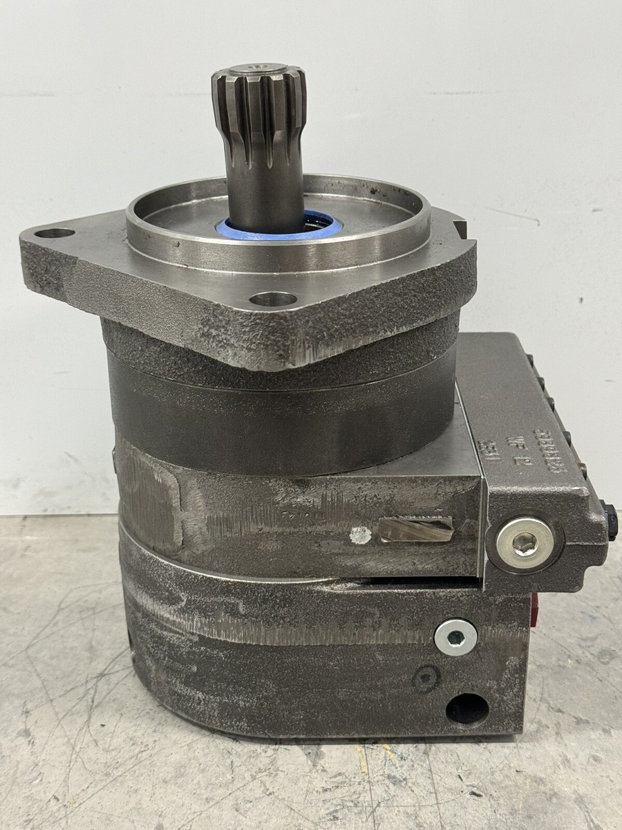 OEM EATON 192-0007-003 3-BOLT HYDRAULIC DRIVE MOTOR BOBCAT SKID 