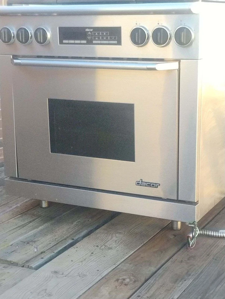 Dacor Professional HDPR36SNG 36" 独立式的 不锈钢金属原色 双燃料范围 — 第 2/2 张图片