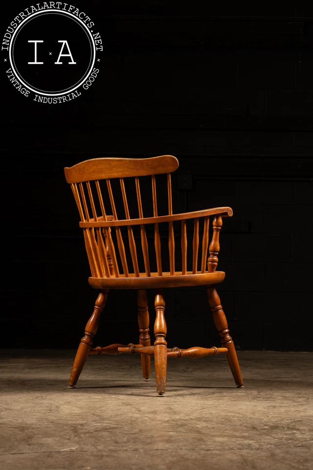 Silla de capitán sueca Mid-Century con respaldo de peine de arce Foto 4 de 4