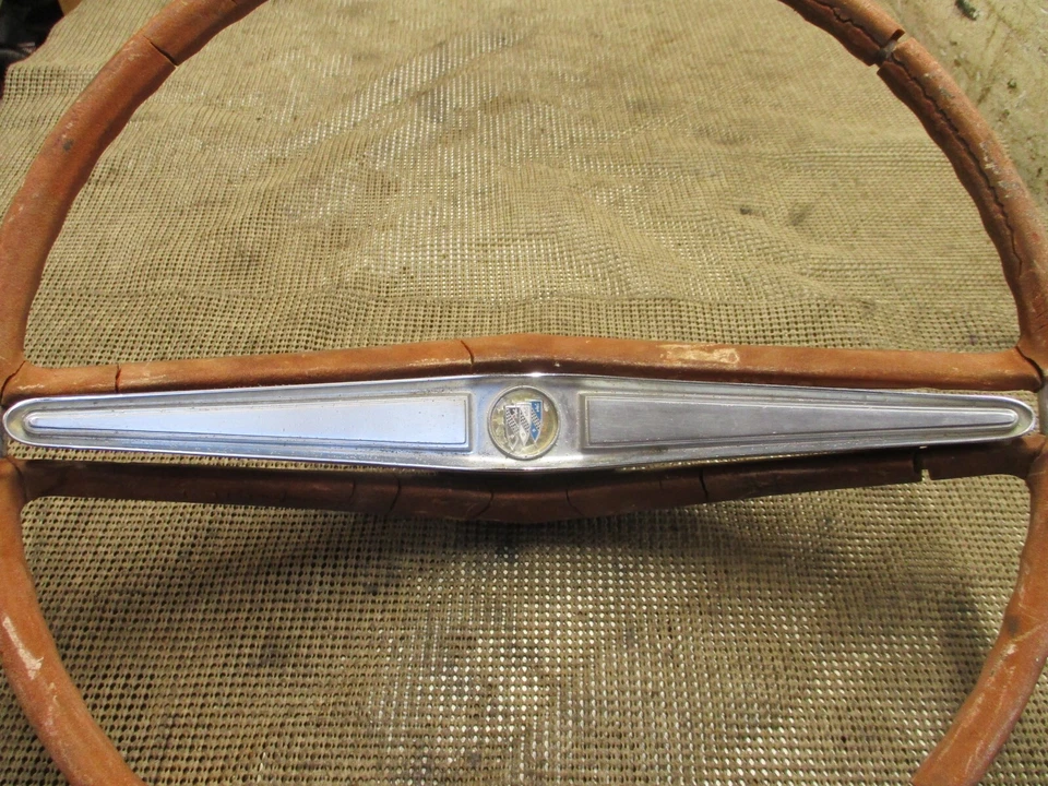 Volante 1963 Buick Electra 225 Wildcat LeSabre Estate Wagon vermelho 1964 - Imagem 3 de 4