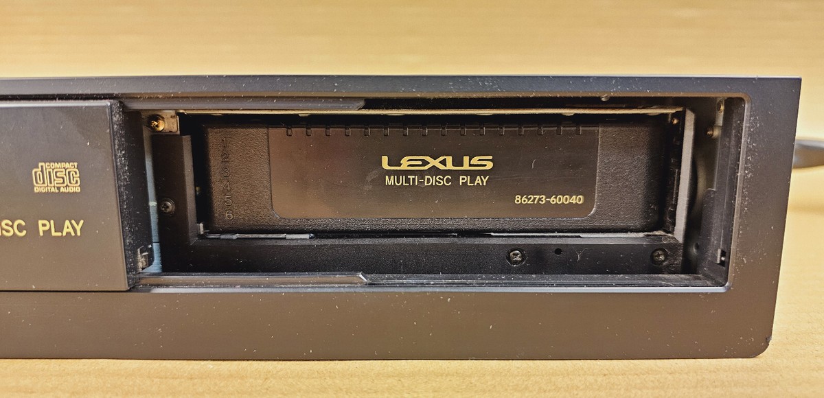 Lexus GX470 2003-2004 DVD Player Disc Changer 86270-60070
