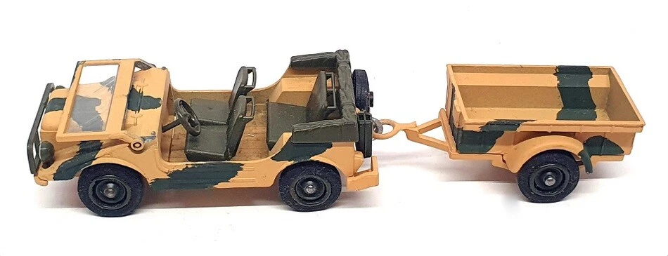 Solido 1/43 Scale Diecast 212 - Army Jeep & Trailer - Green - Image 4 of 4