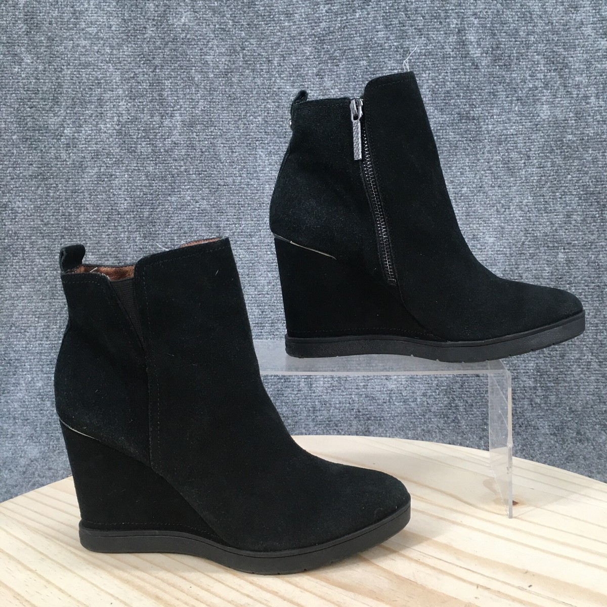 Donald J Pliner Boots Womens M Cascade Ankle Booties Wedge Heels Black  Suede