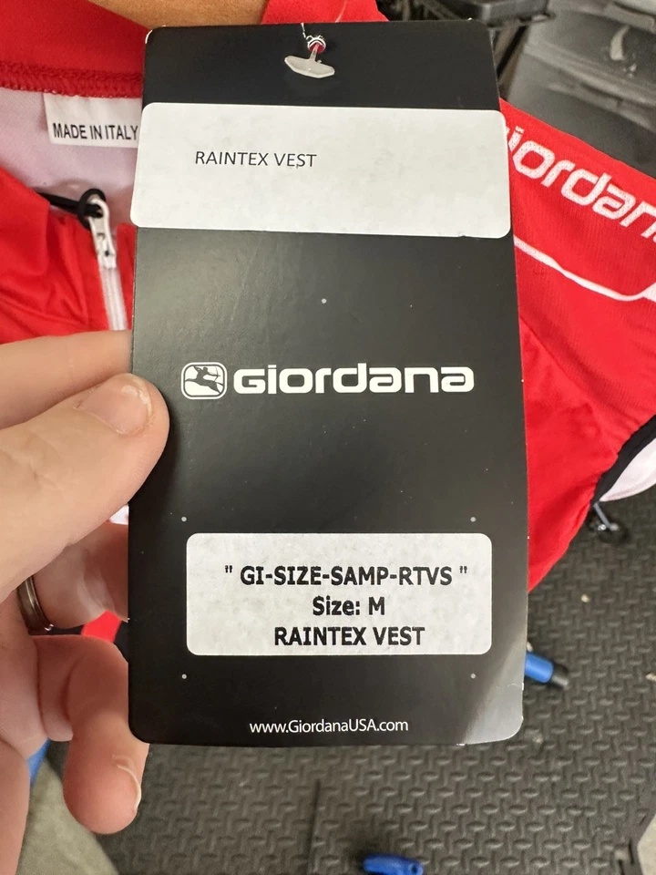 Giordana Men's M Raintex Wind Cycling Vest, NWT - Image 3 of 3