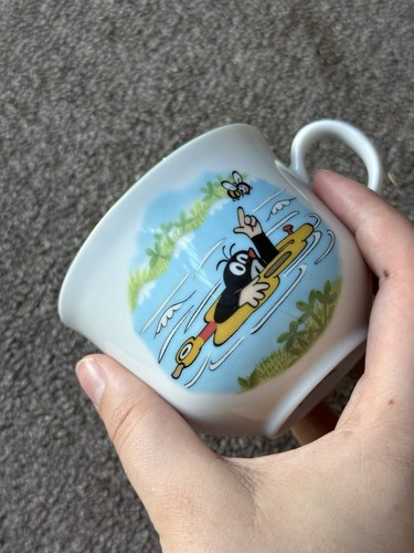 Thun Porzellan kleiner Maulwurf Tasse Tschechisch Zdenek Miler Krtek Cartoon animiert - Bild 4 von 6