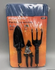 Fiskars 4 Piece Pruning and Planting Set, Trowel, Bypass Pruner and Cushion New